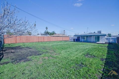 512 Easter St, Bakersfield, CA 93307 photo 3