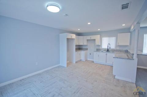 512 Easter St, Bakersfield, CA 93307 photo 7