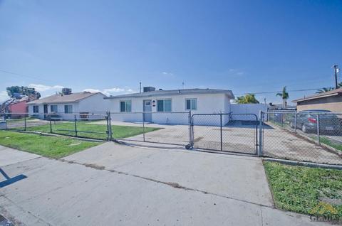 512 Easter St, Bakersfield, CA 93307 photo 2