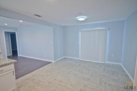 512 Easter St, Bakersfield, CA 93307 photo 13