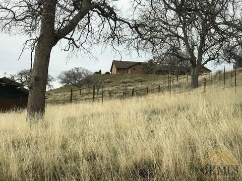 18550 Chalet Dr, Tehachapi, CA 93561 photo 3