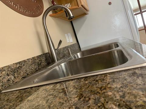 503 Fillmore St, Taft, CA 93268 photo 7
