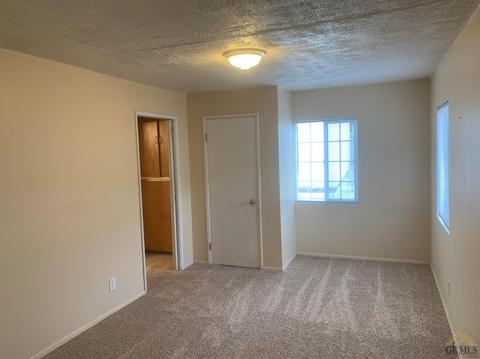 401 A St, Taft, CA 93268 photo 11