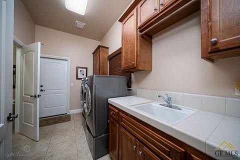 12307 Trinity River Dr, Bakersfield, CA 93312 photo 31