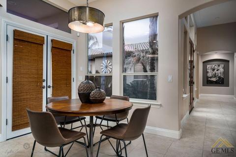 12307 Trinity River Dr, Bakersfield, CA 93312 photo 17