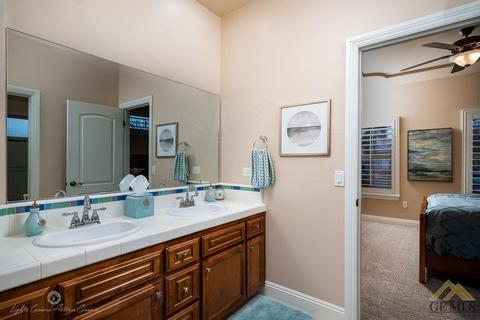 12307 Trinity River Dr, Bakersfield, CA 93312 photo 26
