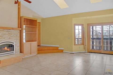 28320 Pimlico Way, Tehachapi, CA 93561 photo 8