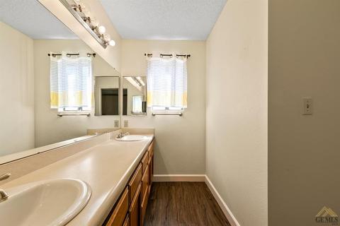 20409 Sierra Ave, Tehachapi, CA 93561 photo 18