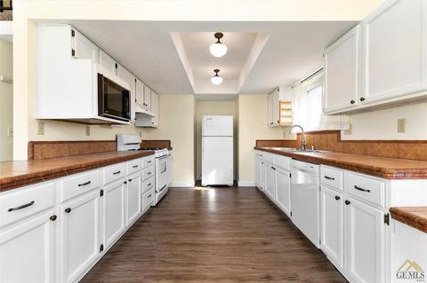 20409 Sierra Ave, Tehachapi, CA 93561 photo 9