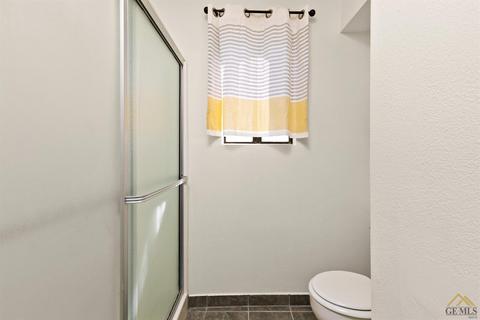20409 Sierra Ave, Tehachapi, CA 93561 photo 17