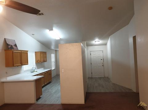 4414 Tea Tree Ct, Bakersfield, CA 93304 photo 2