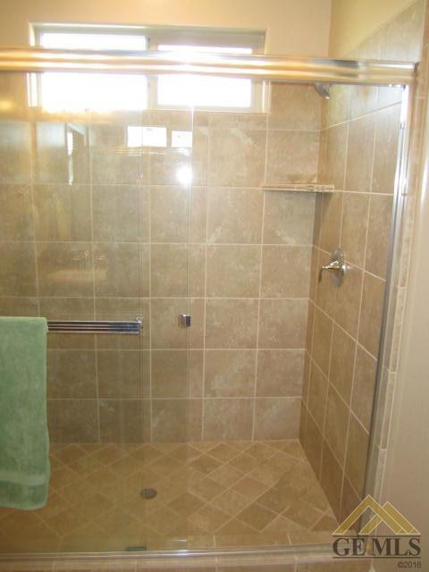 6311 Cape Cod Ave, Bakersfield, CA 93313 photo 14