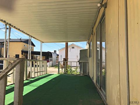 113 Taylor St, Taft, CA 93268 photo 12