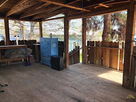 113 Taylor St, Taft, CA 93268 photo 11