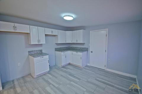 1908 Harper Ave, Bakersfield, CA 93307 photo 9