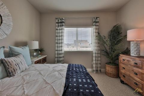 9008 Brook Shadow Way, Shafter, CA 93263 photo 33