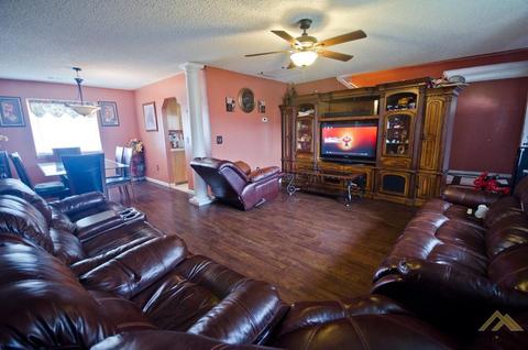 2113 S A St, Arvin, CA 93203 photo 7
