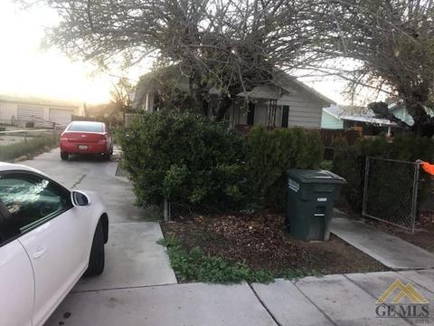 107 Adams St, Taft, CA 93268 photo 3