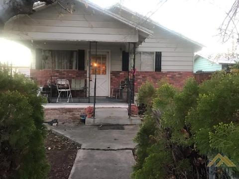 107 Adams St, Taft, CA 93268 photo 1