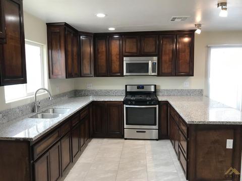 302 Tyler St, Taft, CA 93268 photo 5