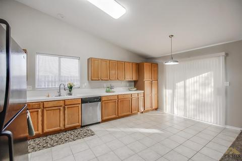 4800 Shadow Stone St, Bakersfield, CA 93313 photo 8