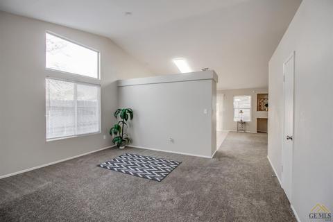4800 Shadow Stone St, Bakersfield, CA 93313 photo 5
