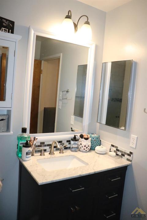 407 Sunset Ln, Taft, CA 93268 photo 7