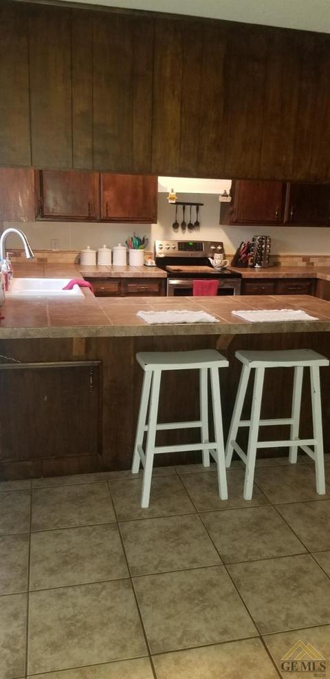 407 Sunset Ln, Taft, CA 93268 photo 9