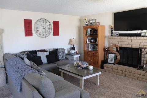 407 Sunset Ln, Taft, CA 93268 photo 2