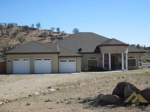 24626 Roberts Ave, Tehachapi, CA 93561 photo 1