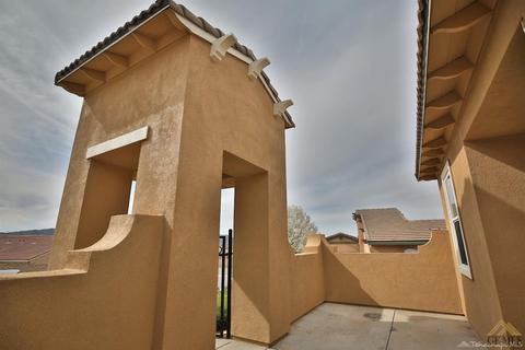 1309 Cellini Ct, Tehachapi, CA 93561 photo 2