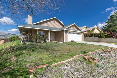 22260 Briarwood St, Tehachapi, CA 93561 photo 2