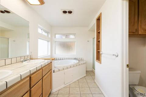 22260 Briarwood St, Tehachapi, CA 93561 photo 23