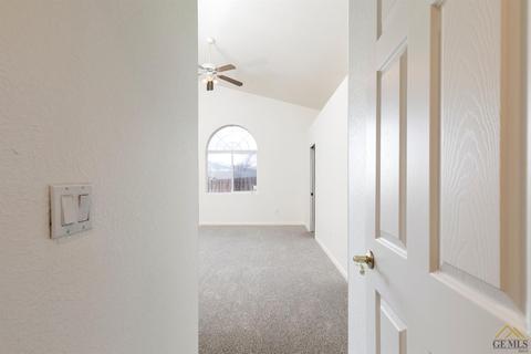 22260 Briarwood St, Tehachapi, CA 93561 photo 20