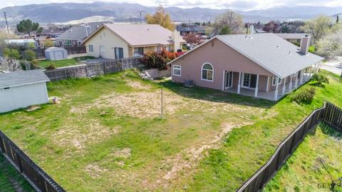 22260 Briarwood St, Tehachapi, CA 93561 photo 33