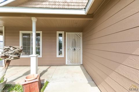 22260 Briarwood St, Tehachapi, CA 93561 photo 3