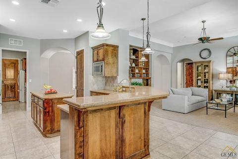 8708 Oak Hills Ave, Bakersfield, CA 93312 photo 14