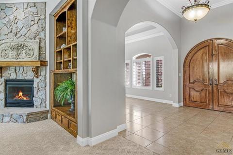 8708 Oak Hills Ave, Bakersfield, CA 93312 photo 7