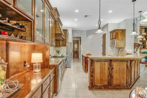 8708 Oak Hills Ave, Bakersfield, CA 93312 photo 13