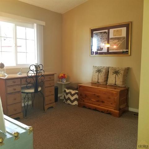2012 Breezeway Dr, Bakersfield, CA 93306 photo 15