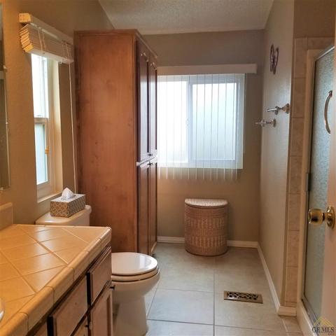 2012 Breezeway Dr, Bakersfield, CA 93306 photo 22