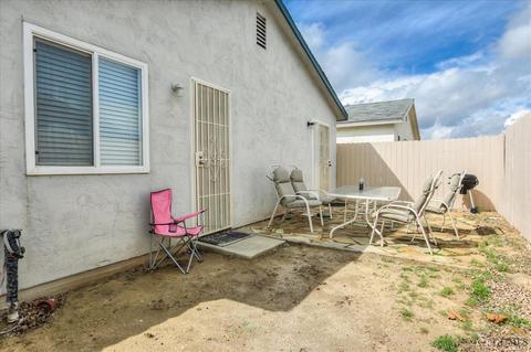 1141 Cherry Ln, Tehachapi, CA 93561 photo 28