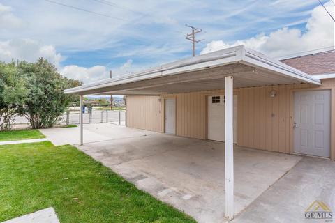 301 Buchanan St, Taft, CA 93268 photo 16