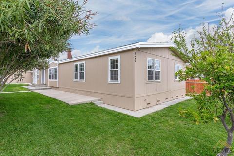 301 Buchanan St, Taft, CA 93268 photo 4