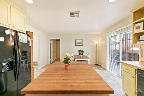 19904 Mesa Dr, Tehachapi, CA 93561 photo 14