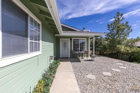 19904 Mesa Dr, Tehachapi, CA 93561 photo 2
