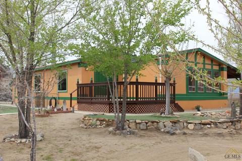 9019 Apache Dr, Weldon, CA 93283 photo 1