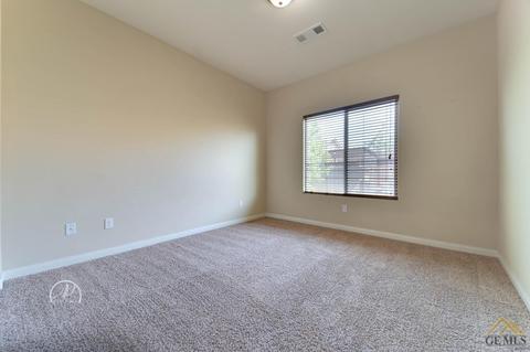 208 Heartnut St, Shafter, CA 93263 photo 19