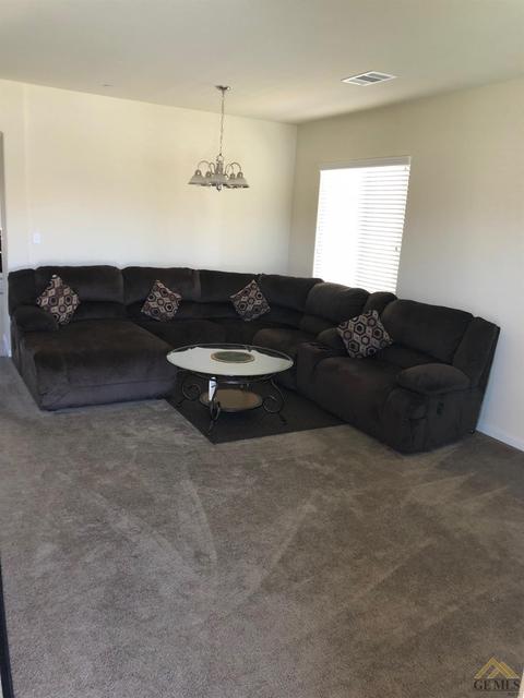 9129 Jacob St, Bakersfield, CA 93313 photo 5