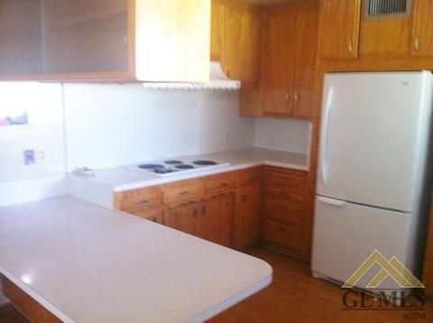 405 Maple St, Shafter, CA 93263 photo 14